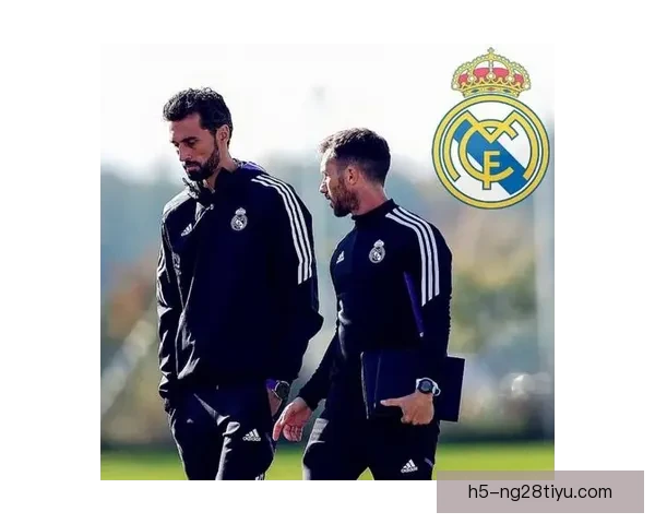 阿韦洛亚晒合照誓同进退皇马